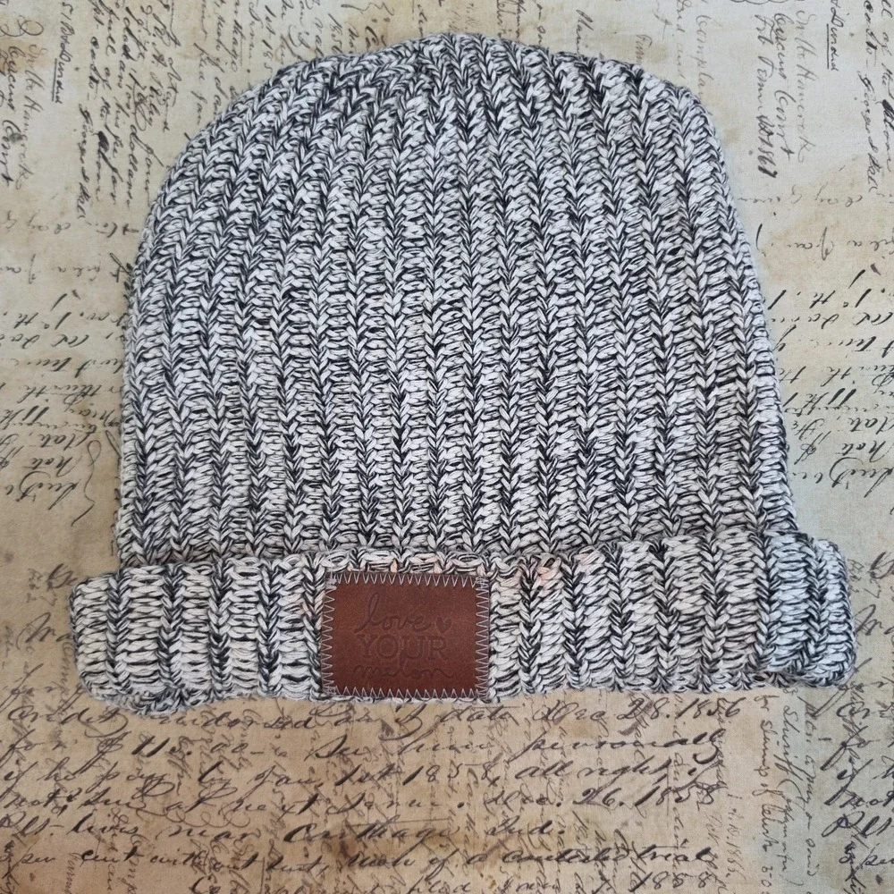Love Your Melon Beanie Hat Women's One Size Black/White Cuffed Style